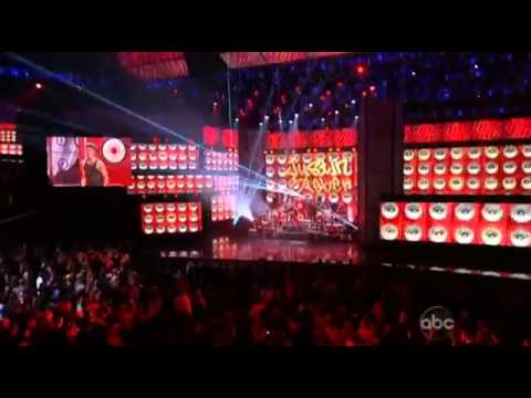 Justin Bieber -Live 2012 American Music Awards - As Long As You Love Me -Beauty And A Beat
