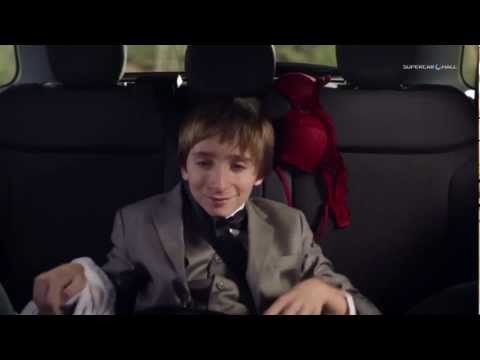 2013 "Wedding" Fiat 500L Commercial