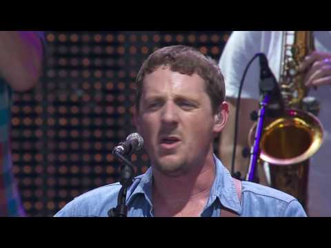 Sturgill Simpson – Long White Line (Live at Farm Aid 2016)