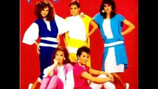 FANDANGO -- Autos, Moda Y Rock And Roll