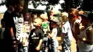 Darkbuster - "Skinhead" I Scream Records - Official Music Video