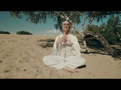 Chimera State and Beatrix Delgado