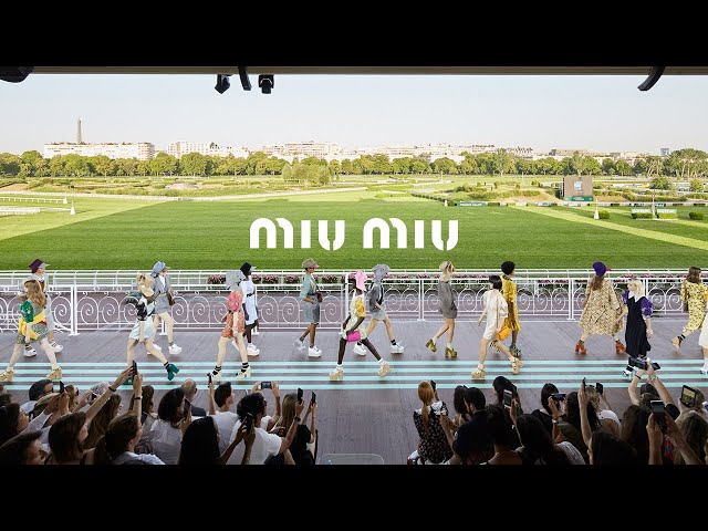 Miu Miu Croisière 2020 Fashion Show
