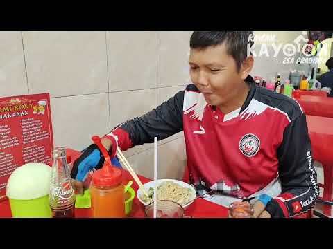 KAYUH KULINER - BAKMI ROXY - JALAN SABANG - JAKARTA #esapradikta #esa #kawankayuh #kayooh #united