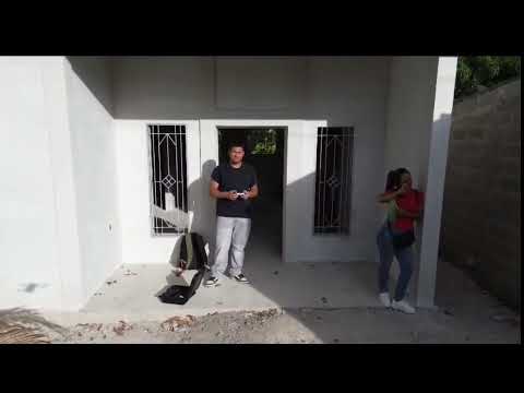 Volando sobre la calle a San Rafael chalatenango el salvador 