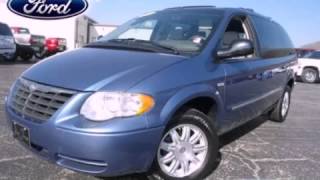 preview picture of video '2007 Chrysler Town Country Brookville IN'