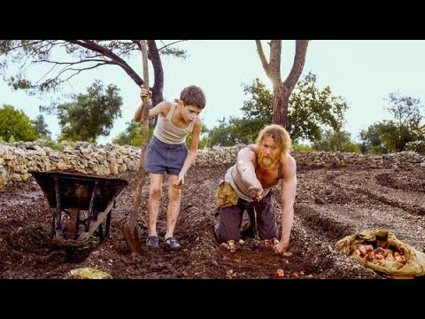 Tulipani: Liefde, Eer En Een Fiets (2017) Trailer