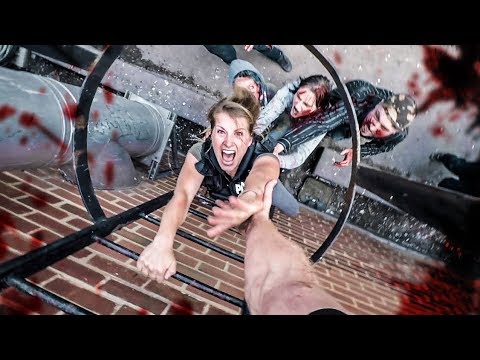 Zombie Escape! Parkour POV Chase ????