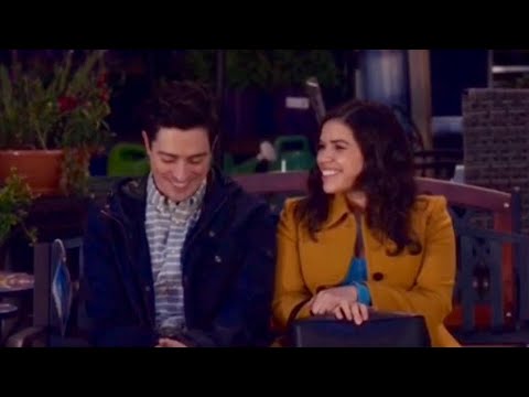 Jonah & Amy decide to move in together - Superstore (4x19)