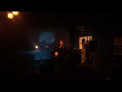 le braccianti di euripide | Siamo luoghi centripeti + Vieni a vivere (Dente) [live @ MET]