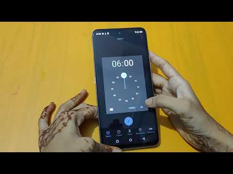 How to set alarm in motorola edge 20 | alarm settings | alarm set kaise karen – [Hindi]