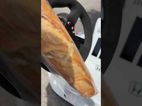 Une Formule pour aller chercher le pain #fredcars38 #automobile