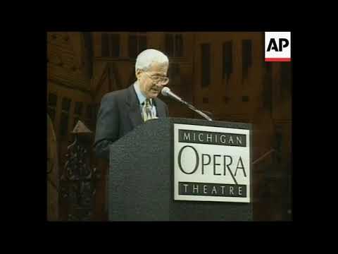 Detroit opera, fine arts champion David DiChiera dies at 83