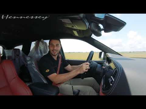 DODGE DURANGO SRT HELLCAT.  V8 1000 HP. VS  LAMBORGHINI ADVENTADOR SV. V12 750 HP.