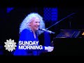 Carole King plays herself in the Broadway musical "Beautiful"