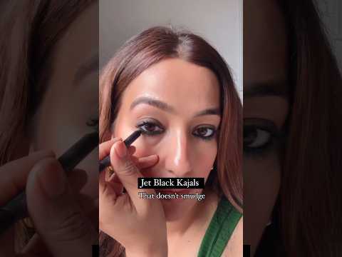 Jet black SMUDGE proof Kajal Khol for sensitive eyes @FaceLab