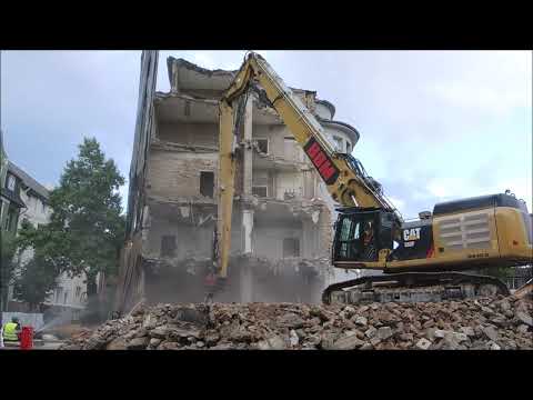 Bagger CAT 352 F - Abriss letzter Abschnitt