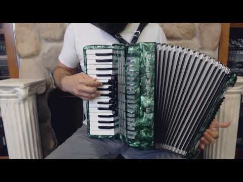WELTKRI3060GN - Green Weltmeister Kristall Piano Accordion LMM 30 60 $1999