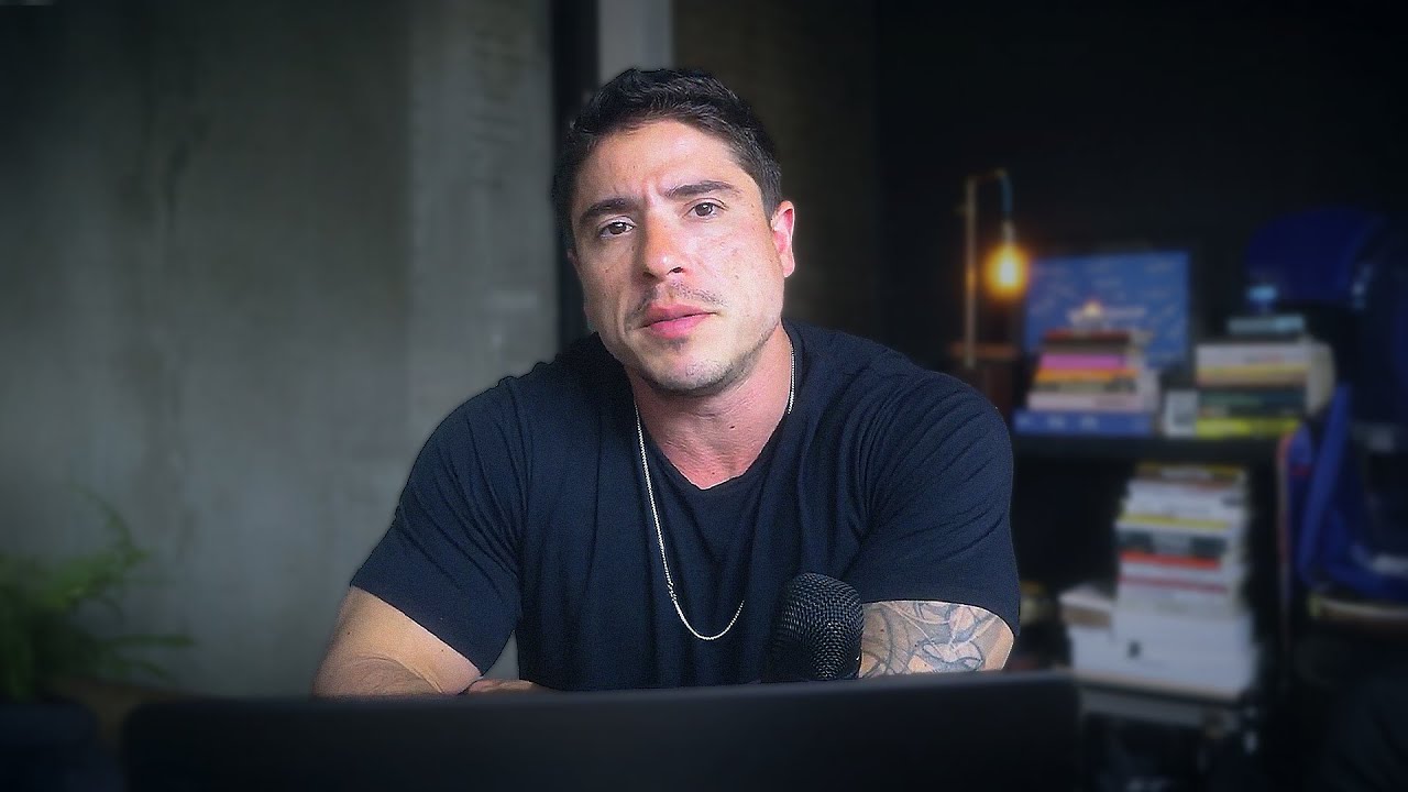 YOU DON'T UNDERSTAND WHAT IT MEANS TO BE A BRAND DESIGNER (React Alexandre Wollner)