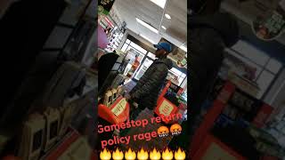 GUY FREAKS OUT AND THROWS A TANTRUM AT GAMESTOP OVER FALLOUT 76 (POLICE CALLED)