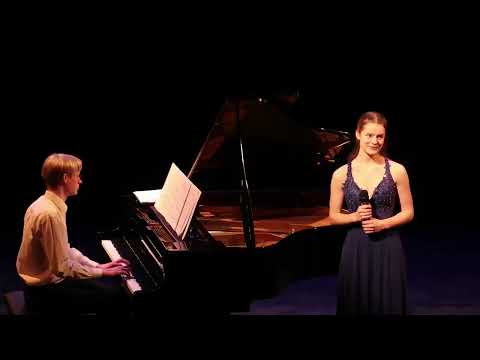 "Der Schmetterling" - F. Schubert by Marjolein & Elewout Acke