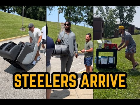 Steelers Players Arrive at Training Camp