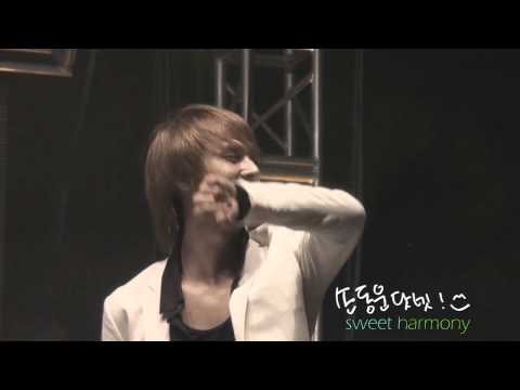 [FANCAM] 100807 Dongwoon @ Korea National Museum #3
