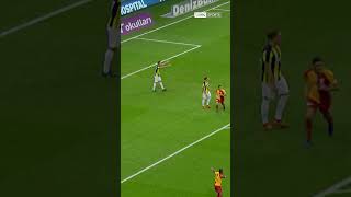 Martin Linnes'ten Topun Gelişine Harika Gol #shorts #galatasaray #fenerbahçe
