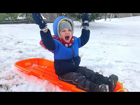 Caleb PLAYS IN THE SNOW ON FUN Snow Day FOR KIDS
