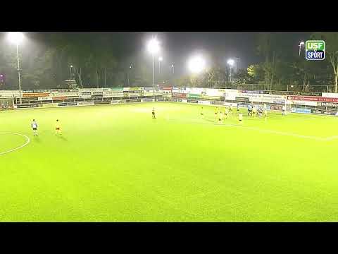 Brent scoort de beslissende goal voor JO17-1 in de topper tegen SV Warmunda!