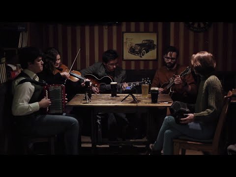 Irish Medley: Blarney Pilgrim — Sliabh Russell — Old Favourite