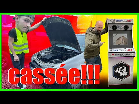 MIMI CASSE LA VOITURE QUE JE LUI OFFRE! ET ON VOUS OFFRE UNE ARCADE DE JEUX!