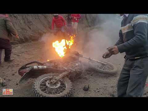1ncendio de forma accidental de una motocicleta /Yanaurco Saquisili Cotopaxi 2024/
