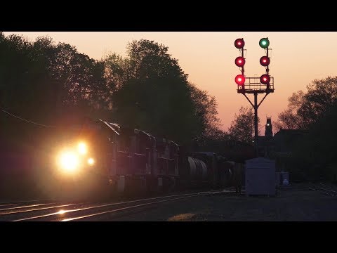 [4K] EMDs in Ayer at Sunset - MBTA GP18 & SD40-2 Leader - 60 fps