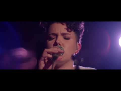 Amanda Wium The Voyage (livesession)