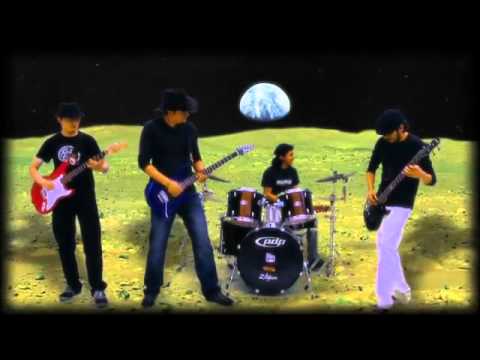 Simple Harmonic Gorilactico