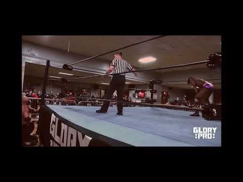 “Can’t Miss” Xavier Walker vs. One called Manders.( glory pro)
