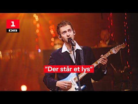 Nicklas Sahl - Der står et lys (LIVE) | DR's store juleshow | DR1