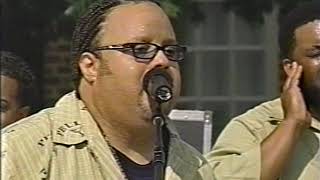 Fred Hammond and Radical For Christ - When You Praise and You Are the Living Word Live on CBN