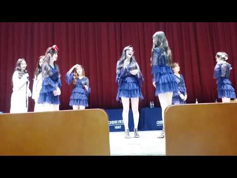 180608 UNI.T fansign fancam 13 preparing to perform