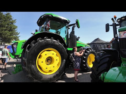 JOHN DEERE 8R-370 tractor 2026 exterior view