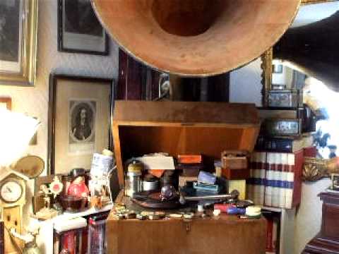 "Yale Blues" (V Ellis ) Played by The Saville Dance Orchestra Duophone Unbreakable Record C 1924