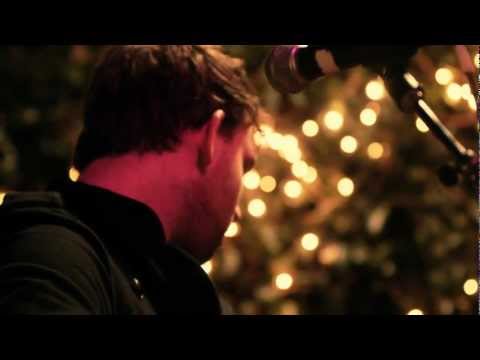 Caveman - Vampirer/Old Friend (In The Backyard Sessions)