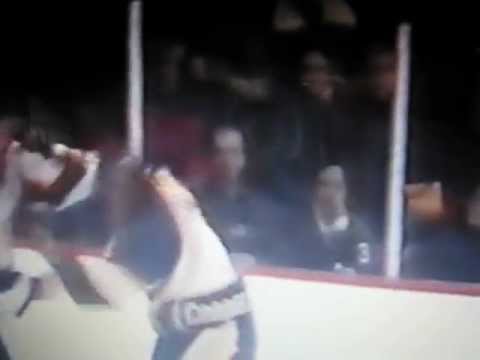 Cory Holland vs Simon Robidas