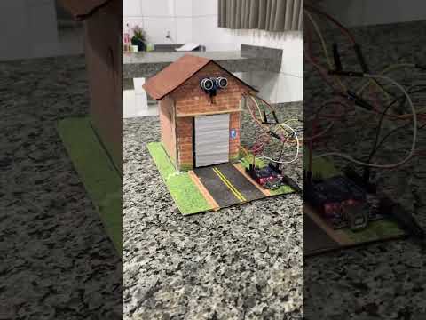Automação de Garagem com Sensores Ultrassônicos e Arduino