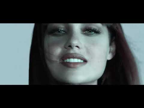 download lagu mp3 mp4 Adua Del Vesco, download lagu Adua Del Vesco gratis, unduh video klip Adua Del Vesco