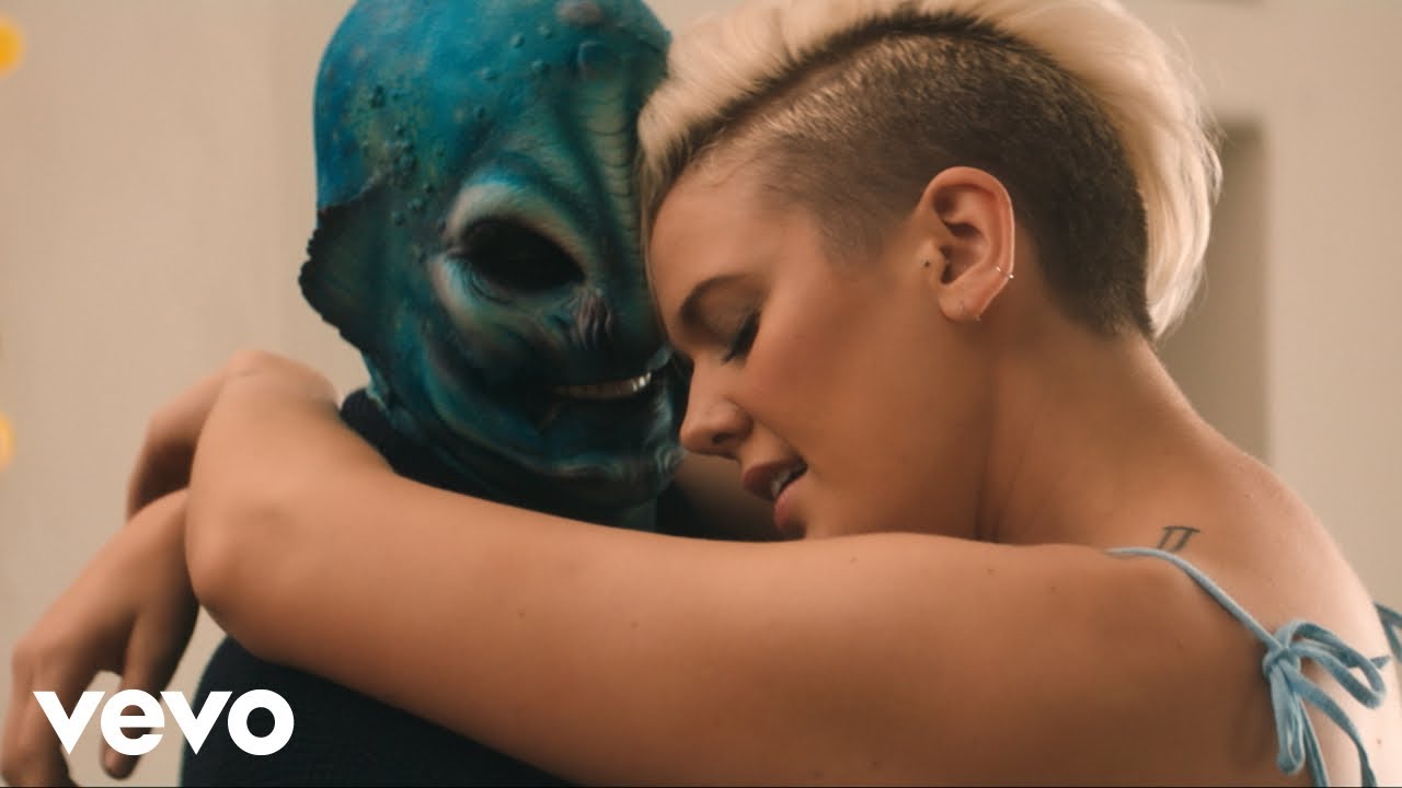 Betty Who — I Remember