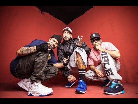 Atentado Napalm - Fora de Moda (Prod Nobre Beats) Clipe Oficial