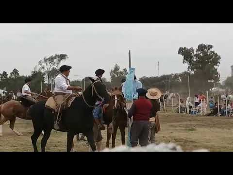 mira paisano que lindo es. segunda monta tío pujio córdoba .  CARA SUCIA y su jinete es Emilio