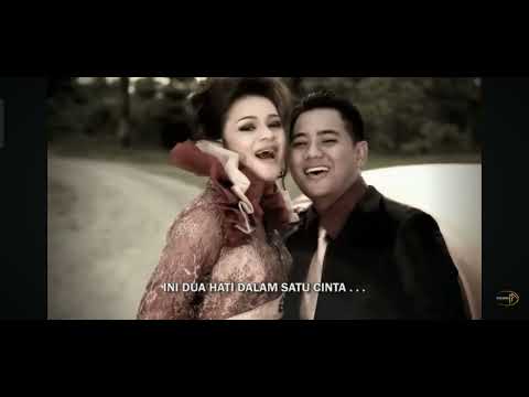 Mitha Talahatu feat. Stevy Tentua - Dua Hati Satu Cinta (Official Music Video)